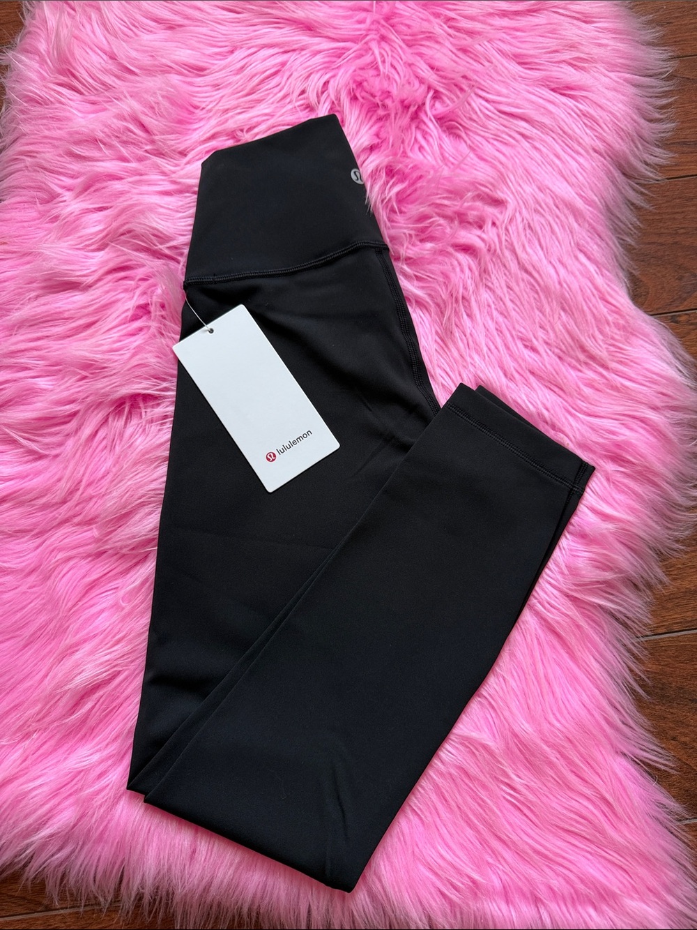 Size 4 lululemon Wunder under HR 25” luxtrme black